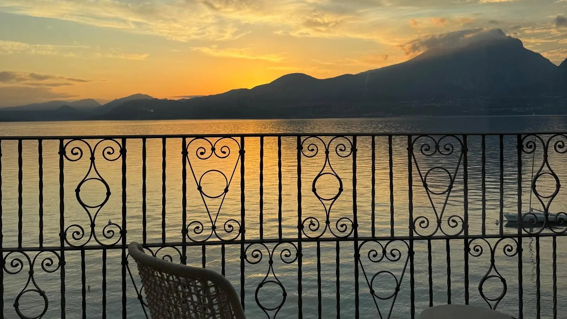 Hotel Villa Leopardi 4S - Adults Only Torri Del Benaco Italy
