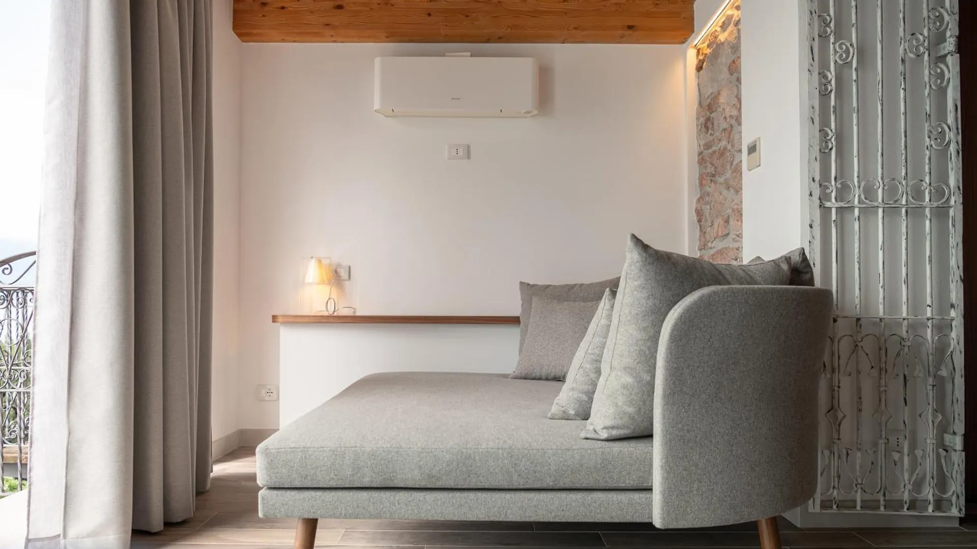Hotel Villa Leopardi 4S - Adults Only Torri Del Benaco 4*,  Italy