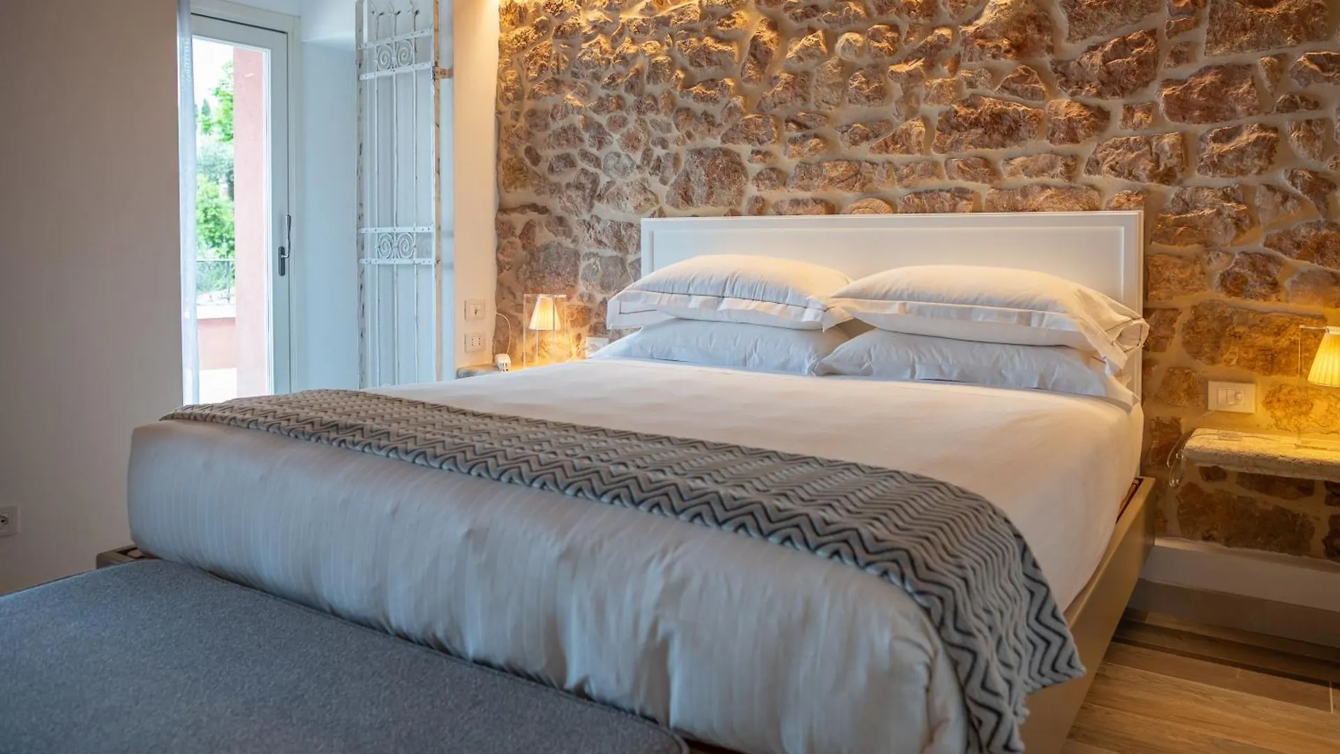 Hotel Villa Leopardi 4S - Adults Only Torri Del Benaco
