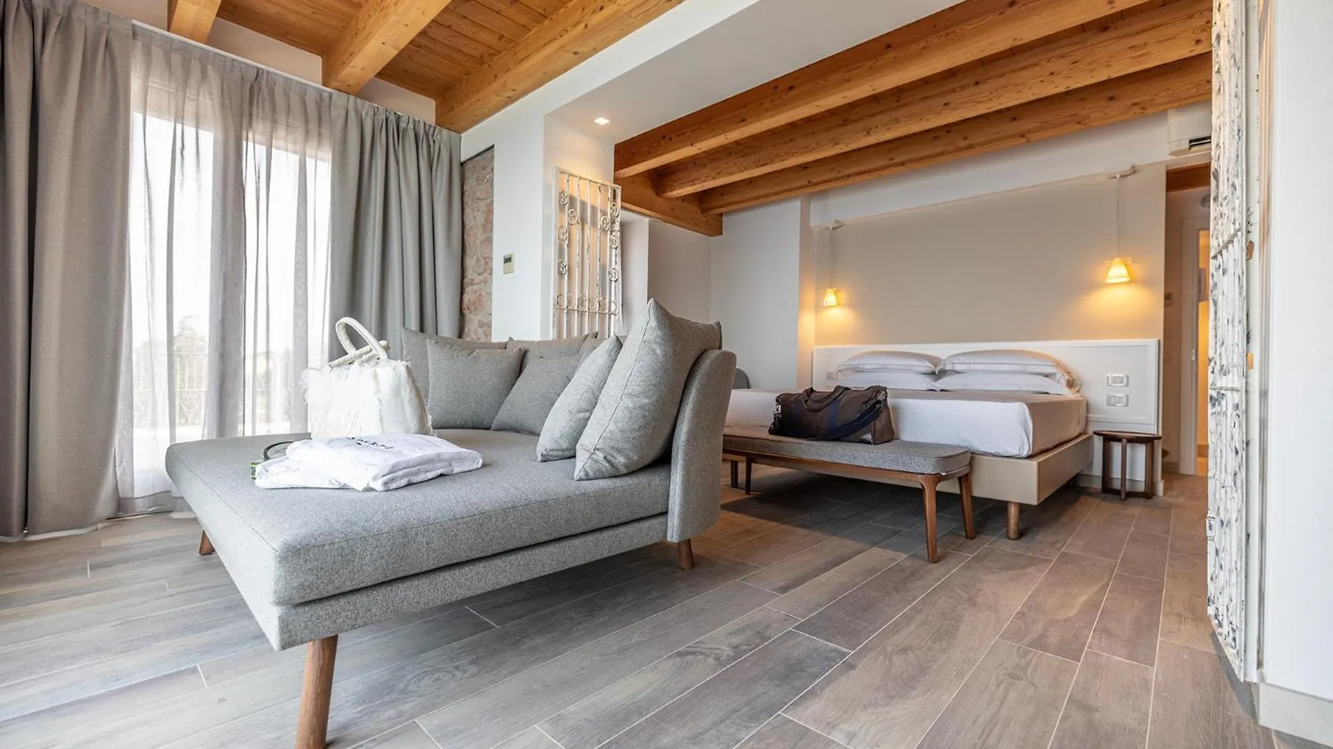 Hotel Villa Leopardi 4S - Adults Only Torri Del Benaco