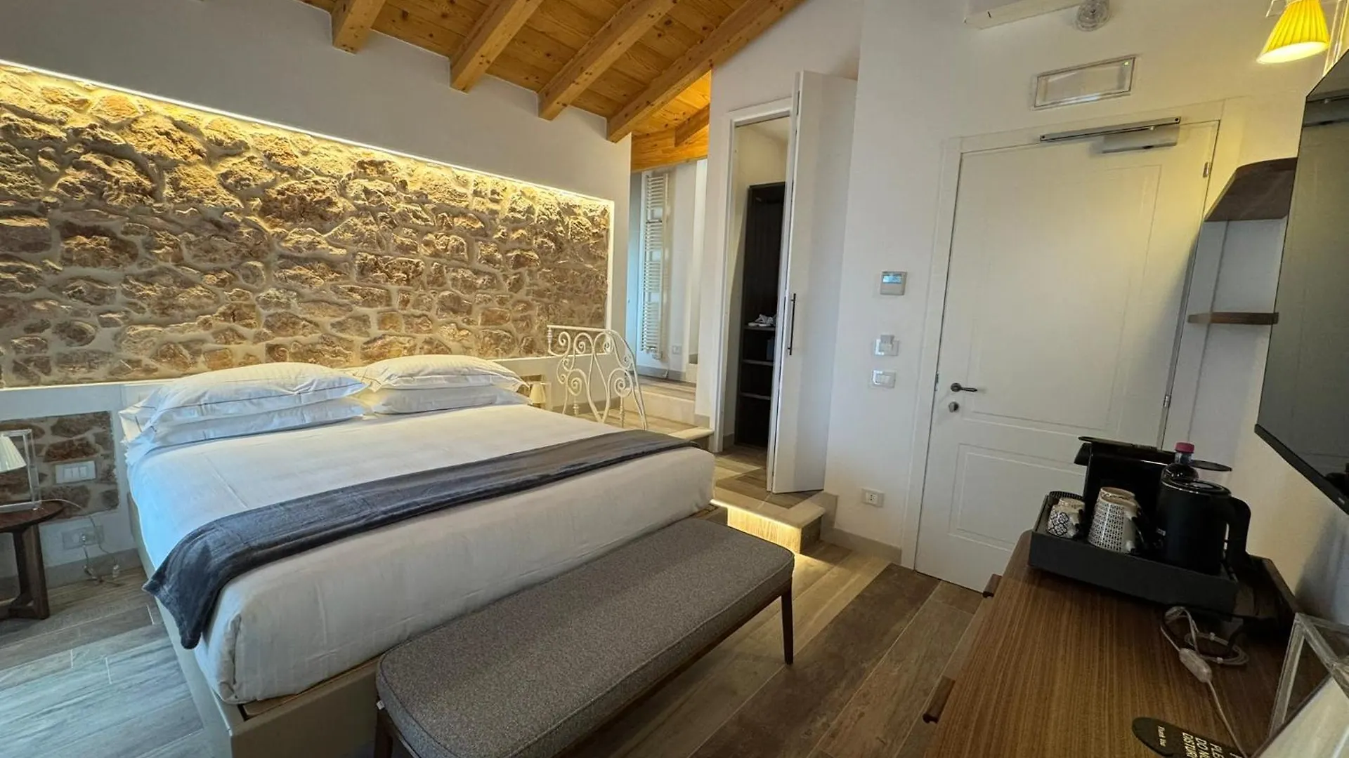 Hotel Villa Leopardi 4S - Adults Only Torri Del Benaco Italy